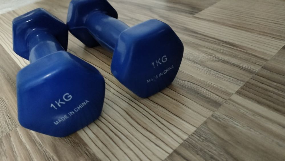 гантель 1 кг 2штук