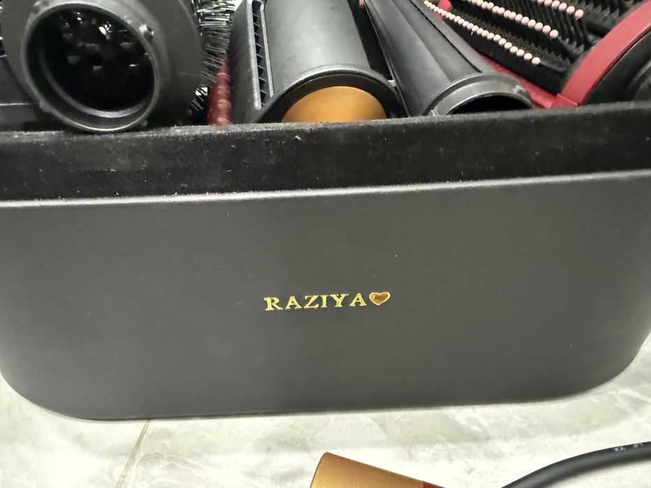 Dyson i.d с вышивкой