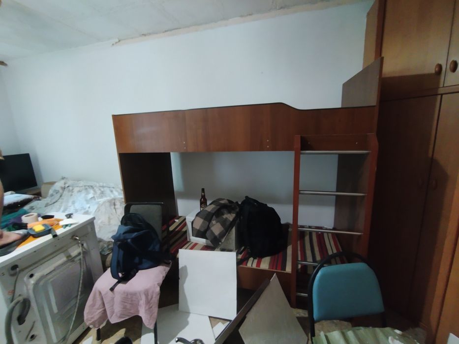 Отдам бесплатно бетску коровать