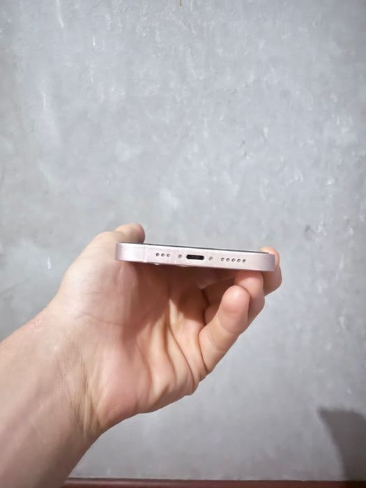 Айфон 13 сатылады