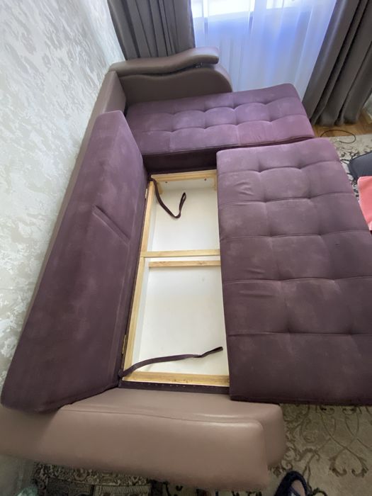 Продам диван практически новый