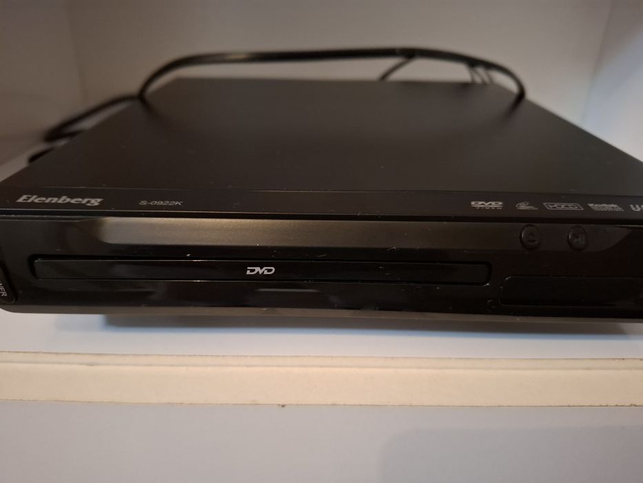 Продам дивиди плеер