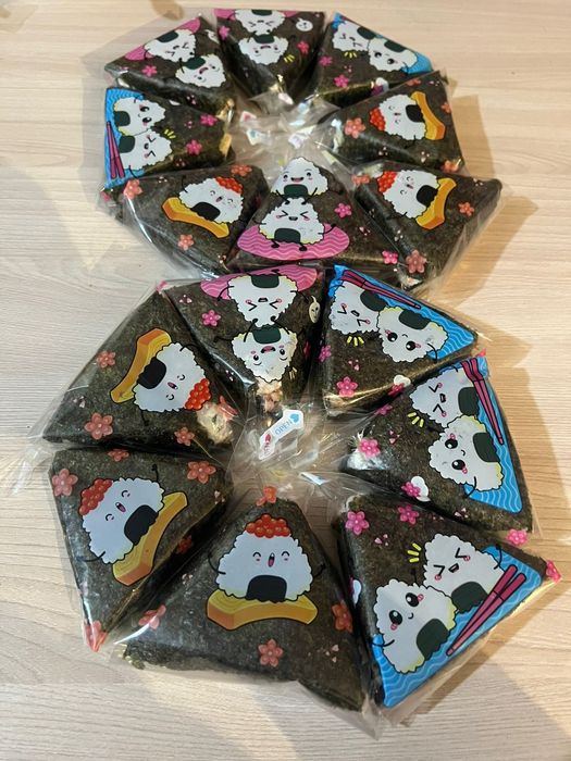 Онигири в продаже