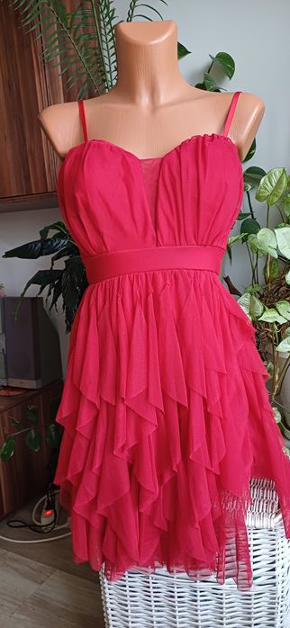 Червена рокля р- р ХС - С