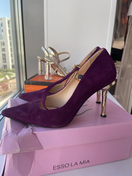 Продаю женские туфли