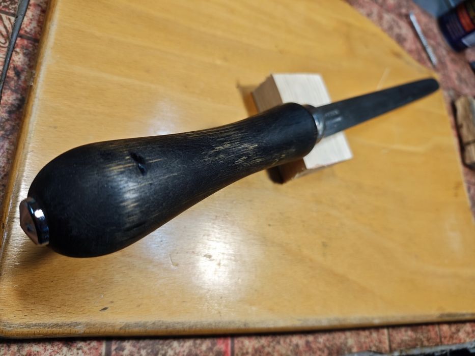 Професионален масат F. DICK (Made in Germany) с подсилена букова дръжк