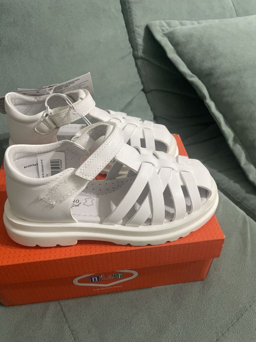 Босоножки для девочки