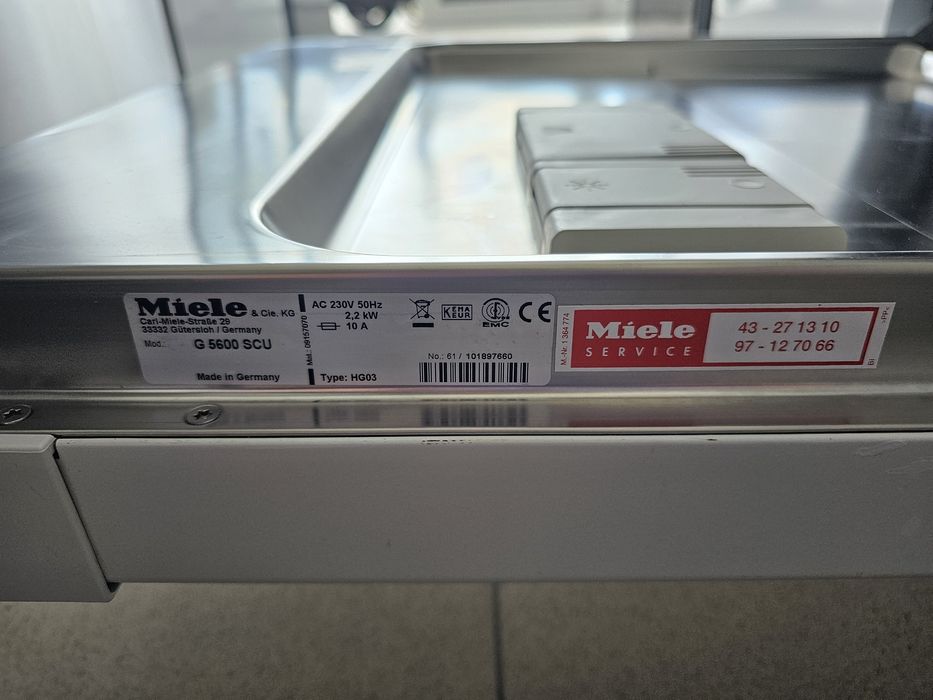 Съдомиялна за частично вграждане Míele