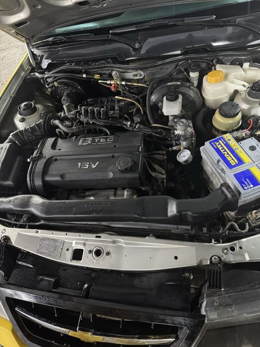 Neksiya dons 1.6 sotiladi