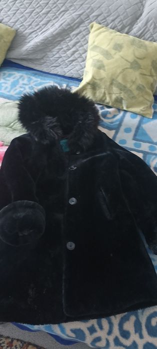 Продам шубу  размер 44-46