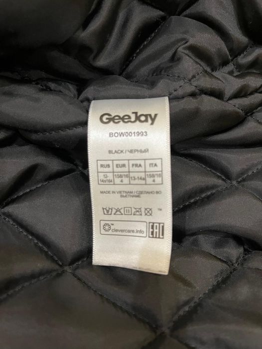 Куртка для подрлстка в отличнлм состоянии