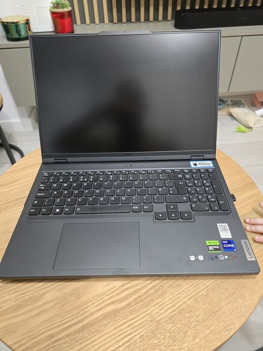 Laptop Gaming Lenovo Legion pro 7 rtx 4080