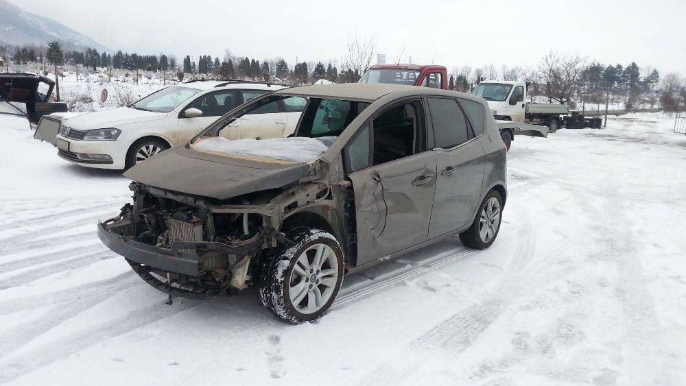 Opel Meriva 1.4 Turbo Benzin Фабрична Газова Уредба 2014 Година