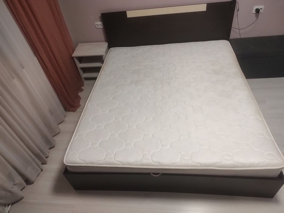 Спалня и матрак с повдигащ механизъм 164/190