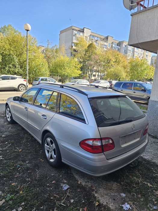 MERCEDES BENZ E CLASS 200 T Kompressor 200