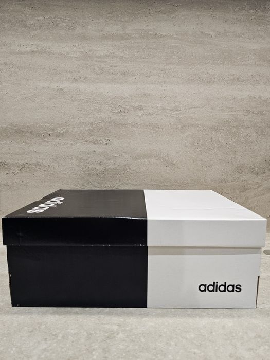 Чисто нови маратонки Adidas Nova Run X