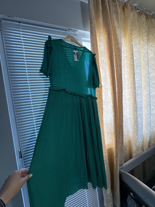 Зелена официална рокля- Нова- ХЛ