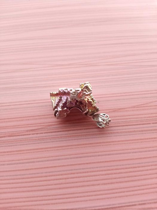 Сребърна висулка с бисмут