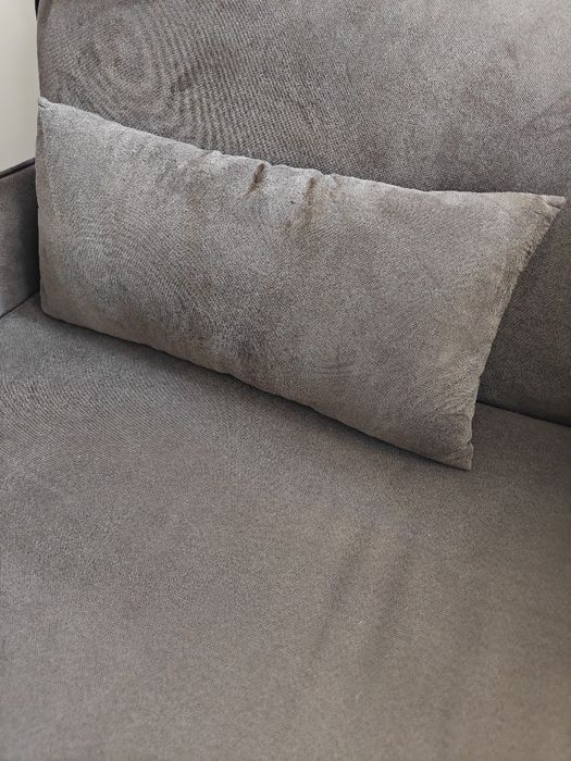 Разтегателен диван