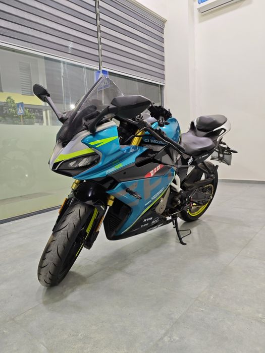 CFMoto 250SR ABS 2021