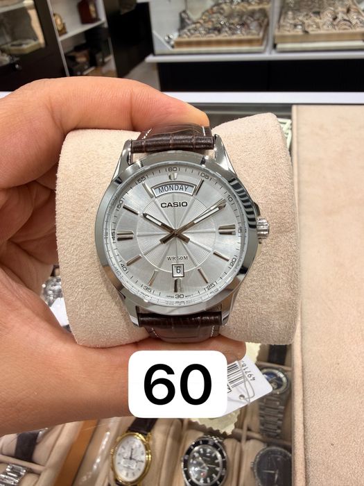 Часы Casio duro 200m