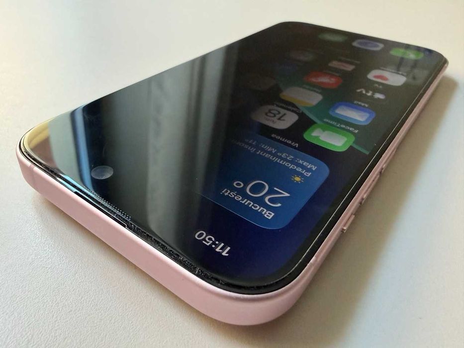  Apple / iPhone 15 128 Gb / Pink