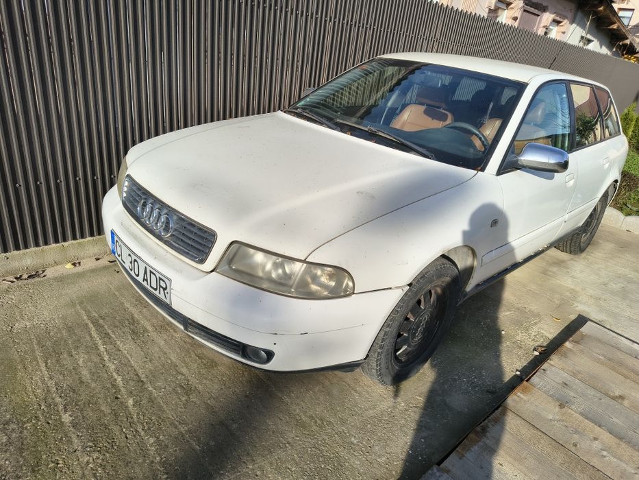 Vând   -schimb audi