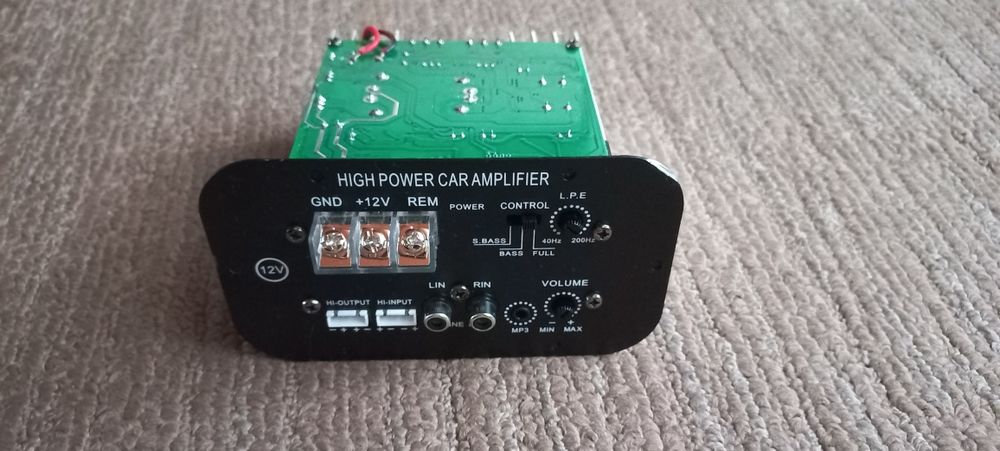 Продам усилитель