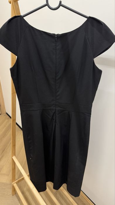 Продам женское платье