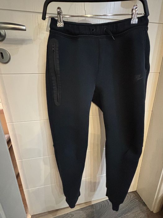 Nike Tech Fleece комплект Junior L (147-158 см) Оригинален