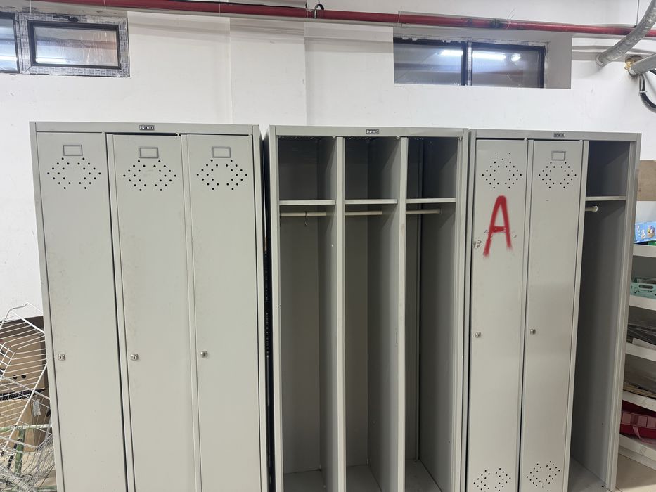 Продам железный шкаф