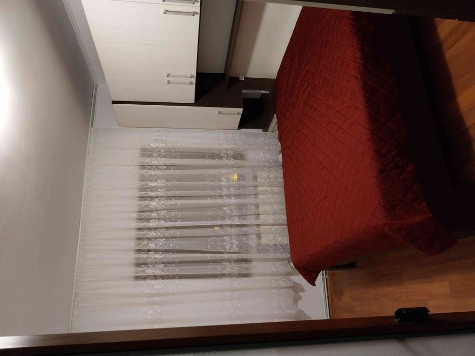 Chirie apartament 4 camere