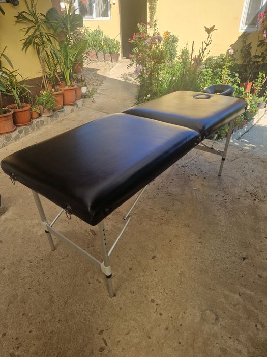 Masă masaj/ cosmetică. 250 lei