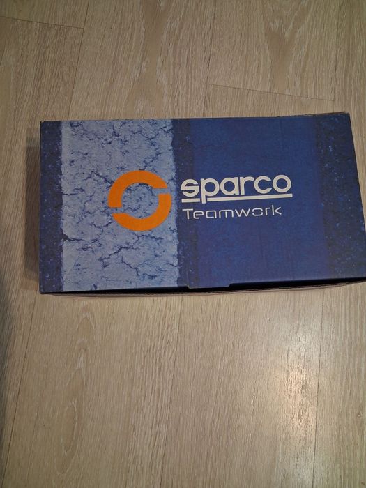 Женски работни обувки sparko 39 номер.