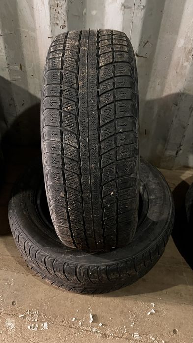 Продам бу шины триангл китай 215/60/16