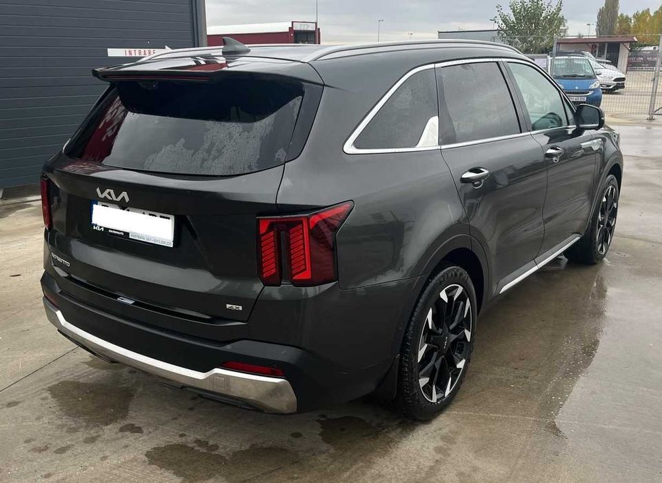 KIA Sorento 2024 — imagine 4