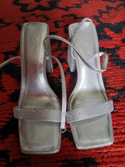 Sandale Elegante ZARA Argintii cu Strasuri