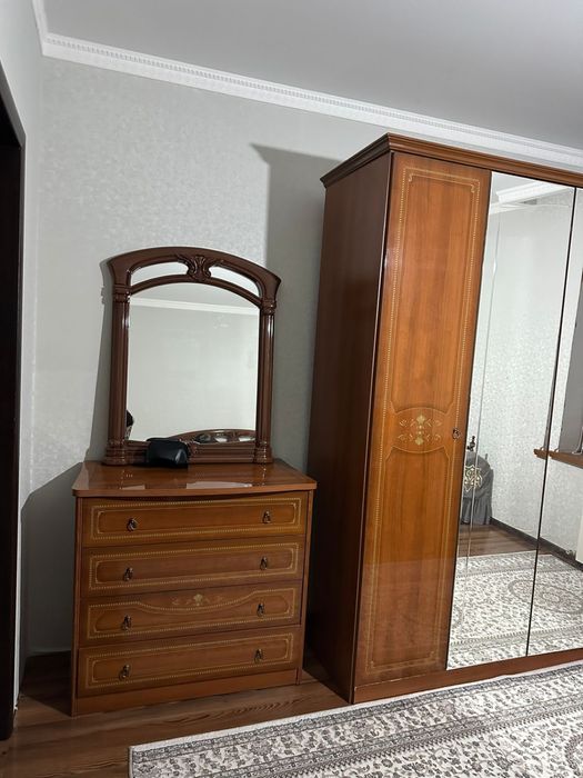 Спальный гарнитур сатылады