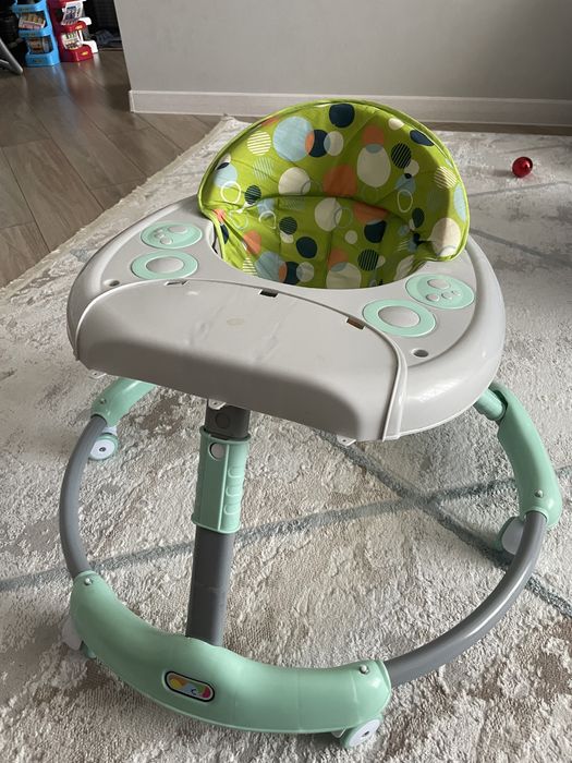 Ходунок для малышей