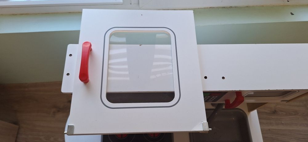 Детска дървена кухня