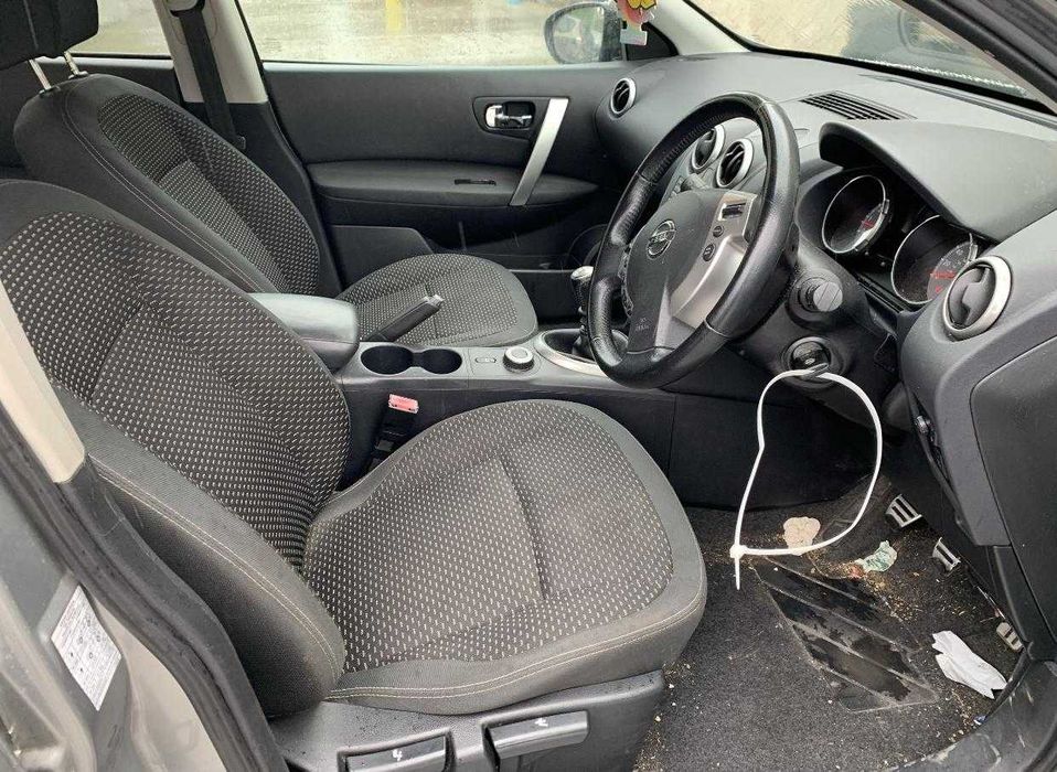 Piese  Nissan Qashqai 2.0 benzina  , 4 x 4