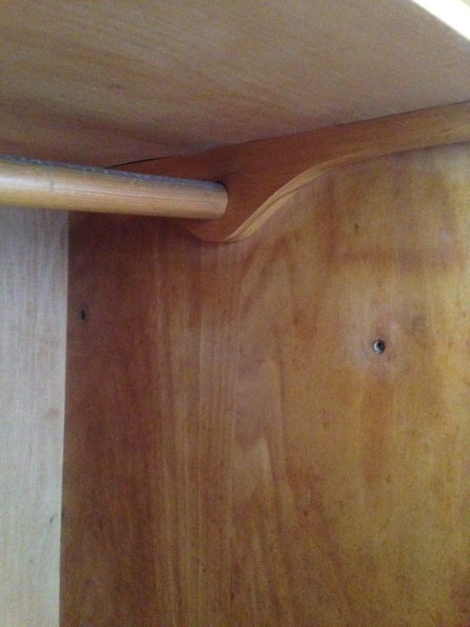 Set mobilier lemn masiv cu furnir de nuc