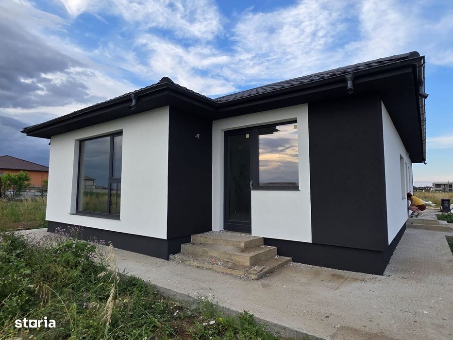 Casa noua, 4 camere, 155mp, curte 500mp, Zona Stadion/Liceu