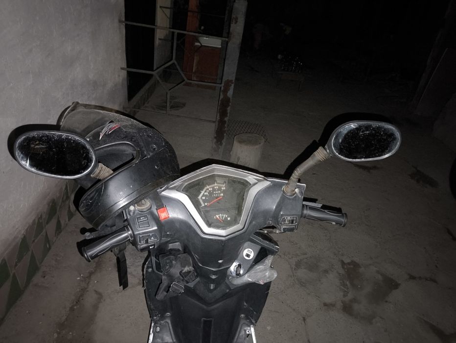 Продам  Скутер к50