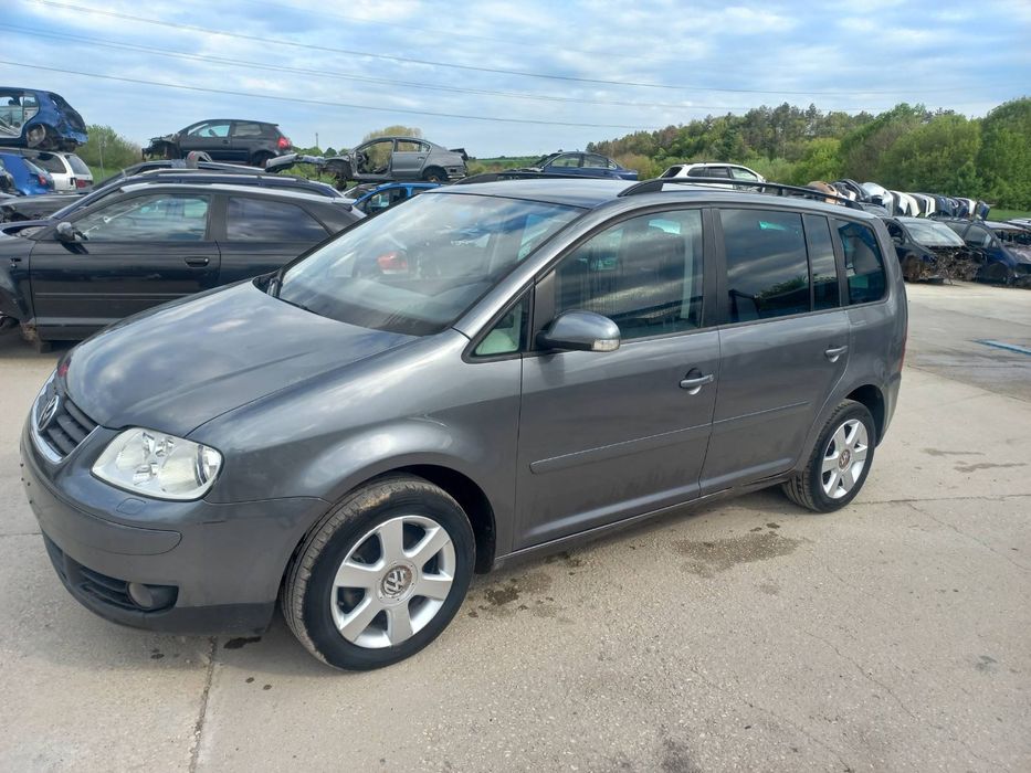 Vw tuaran 2.0 d140кс автоматик  на части