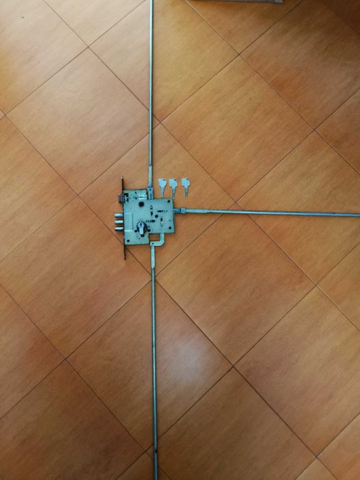 Секретна брава ASSAABLOY-A 140,MAUER SKG,Център-център 7,5см,патрон 13 зъбаС три ключа