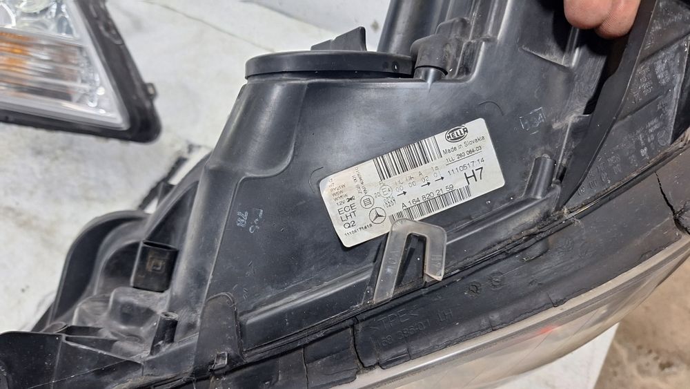 Фарове за Мерцедес МЛ фейс. Фарове за Mercedes ML w164 Facelift