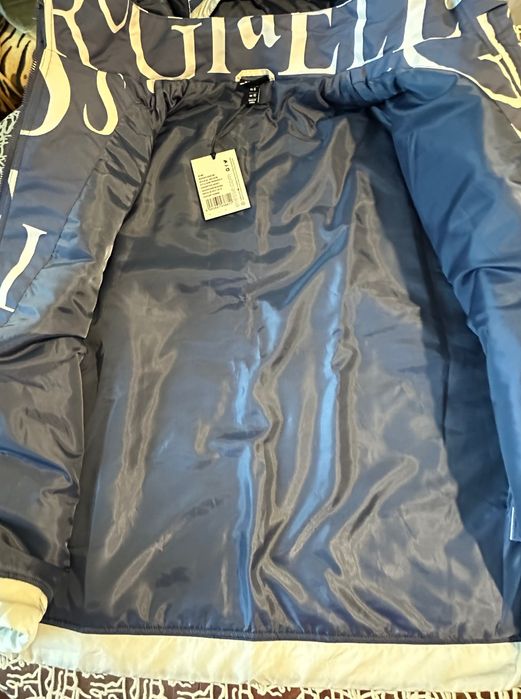 Дамско яке с качулка Ellese