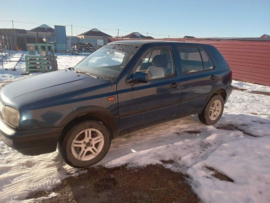 Продам автомобиль VOLKSWAGEN GOLF