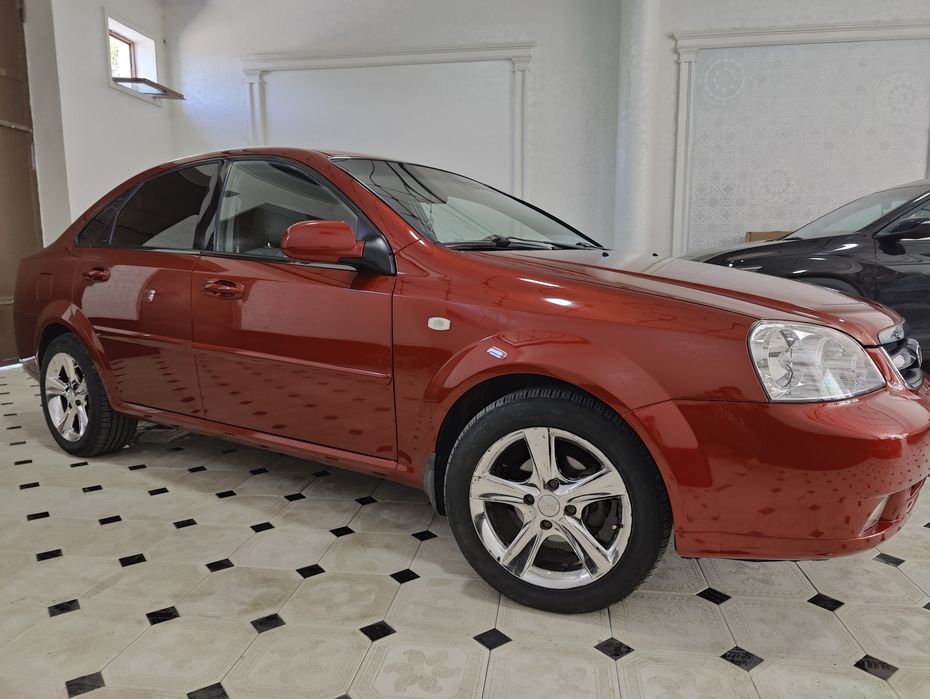 Daewoo lacetti  1.8 Корейский